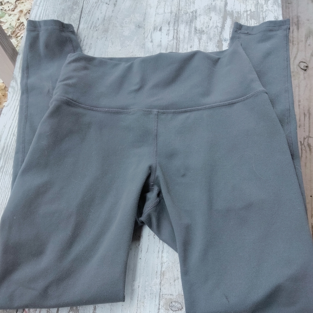 Fabletics defined high waisted leggings